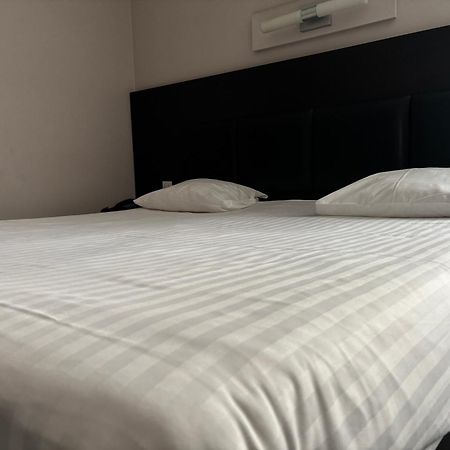 Hotel La Louve La Louviere Luaran gambar