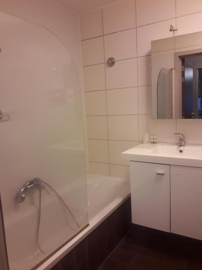 Hotel La Louve La Louviere Luaran gambar