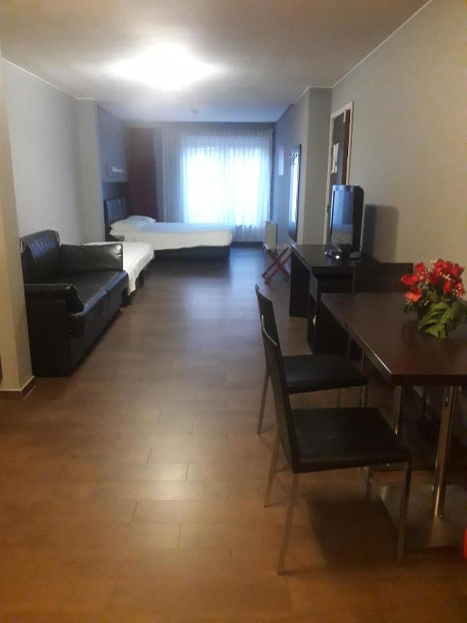 Hotel La Louve La Louviere Luaran gambar