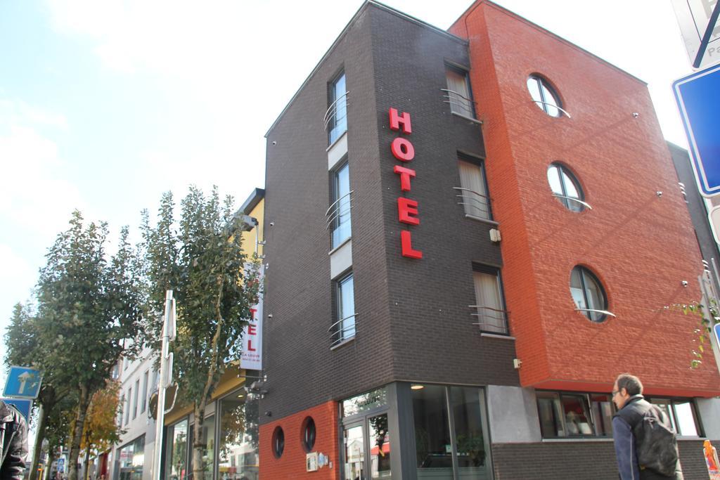 Hotel La Louve La Louviere Luaran gambar
