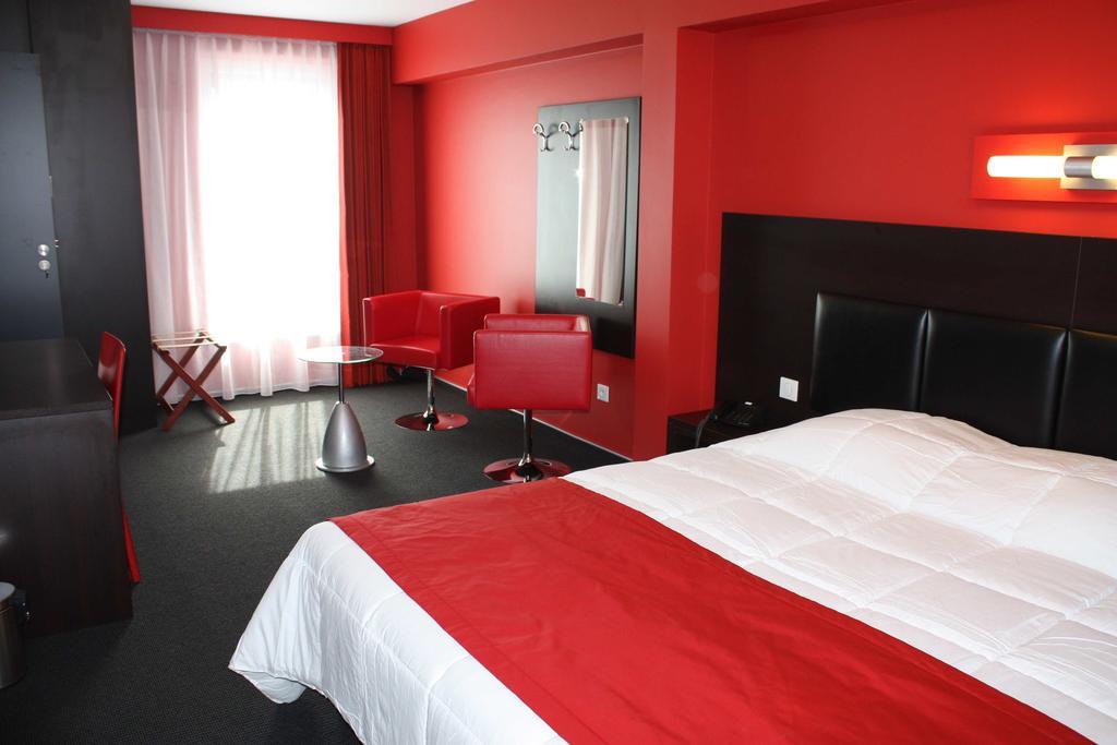 Hotel La Louve La Louviere Luaran gambar